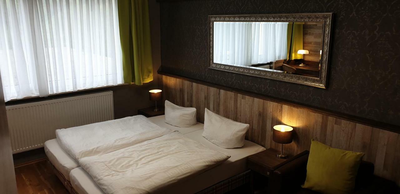 Hotel Am Rossberg Altenahr Extérieur photo