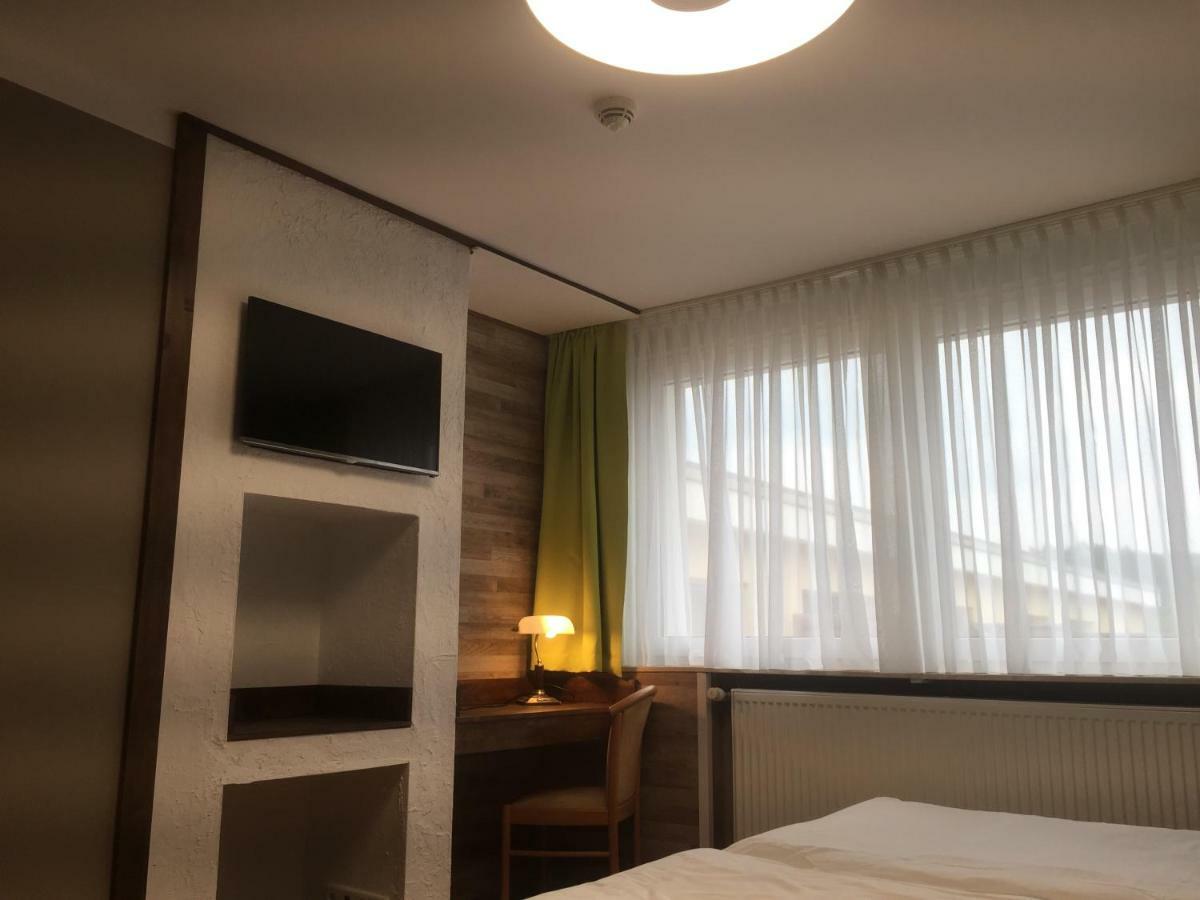 Hotel Am Rossberg Altenahr Extérieur photo