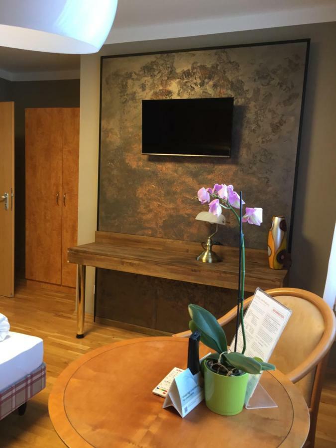 Hotel Am Rossberg Altenahr Extérieur photo